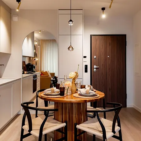 Lighthouse Haven By Aparo - Stare Miasto, Lozeczko Turystyczne, Ekspres Do Kawy, Balkon, Winda, Dworzec Glowny *